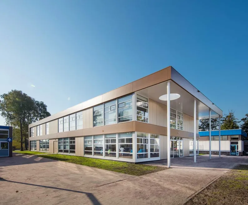 De voorkant van het Teylingen Colllege KTS